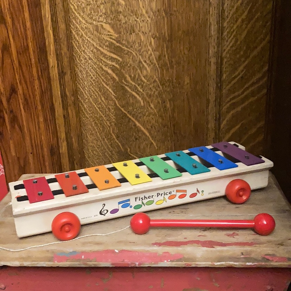 Vintage Fisher Price Pull a A Tune Pull Along Xylophone dated 1964-1978. #870